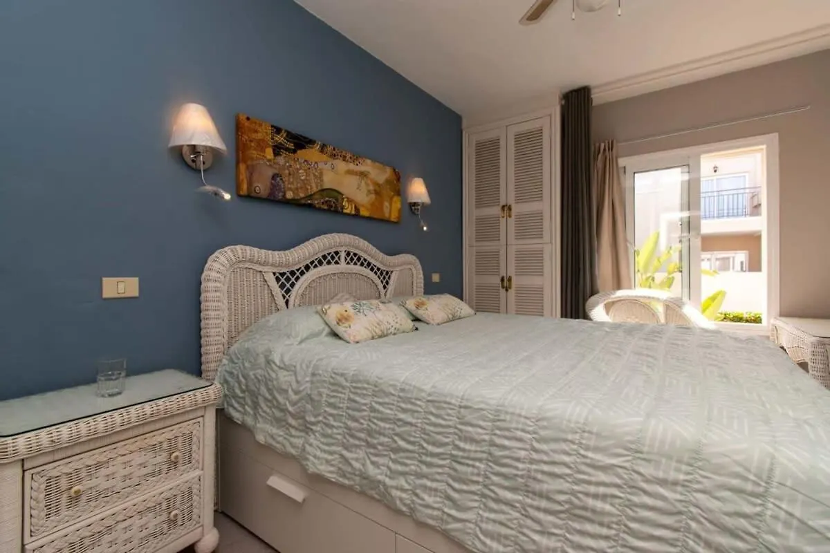 Los Olivos 13 - One Bed Costa Adeje 0*,  İspanya